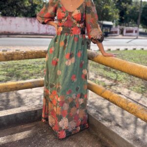 vestido meia estação , decote princesa, meia manga